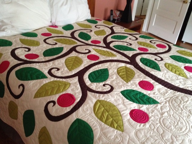 TreeAppliqueQuilt