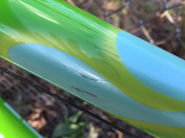 Trek carbon cracks